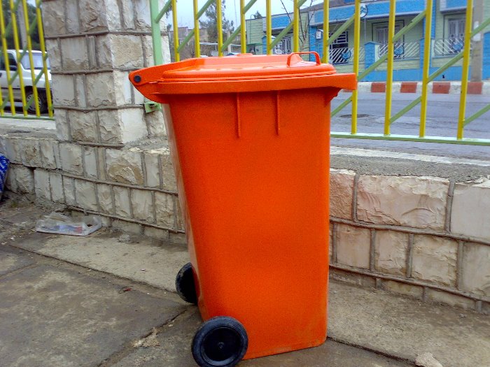 خدمات شهری و نظافت سطح شهر و جمع‌آوری زباله